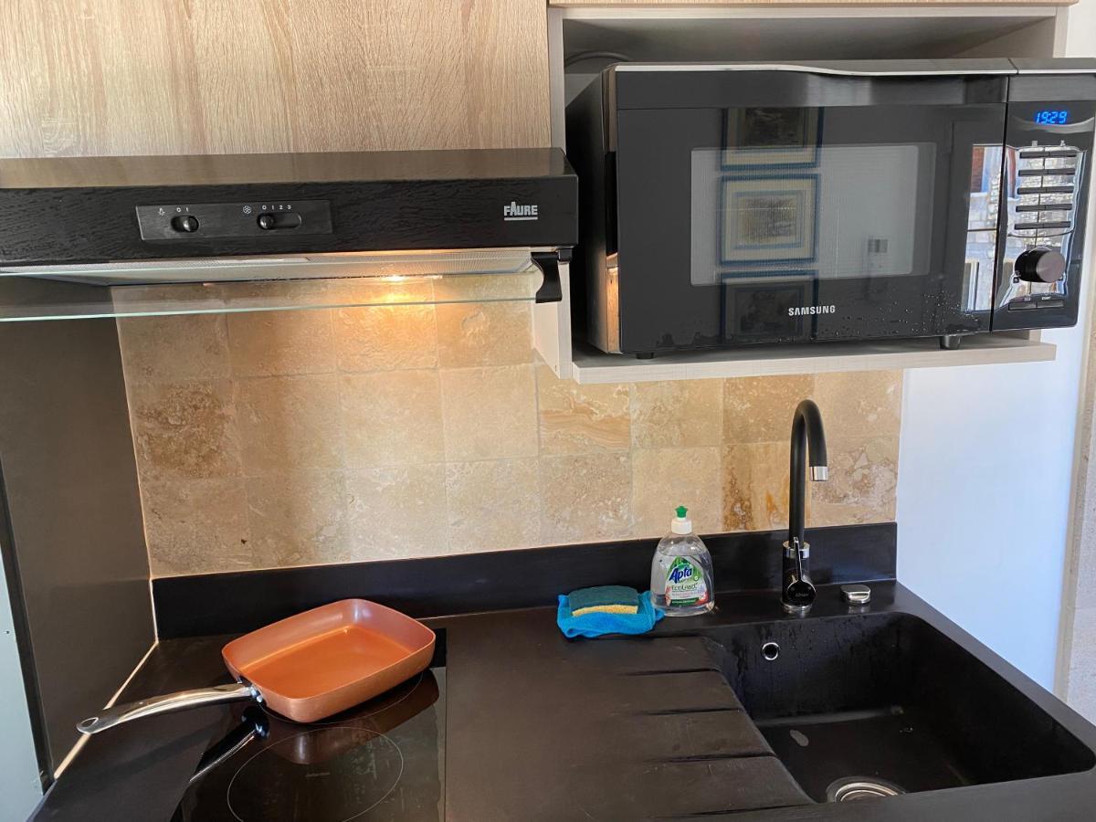 L'Entrenous Apartment Charmes  ภายนอก รูปภาพ